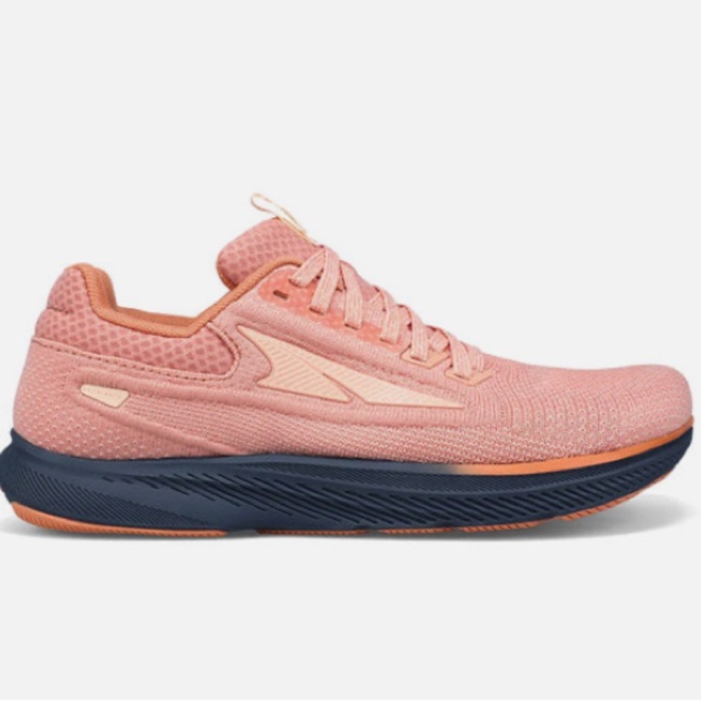 Altra escalante 3 dusty pink women’s 6.5 like new